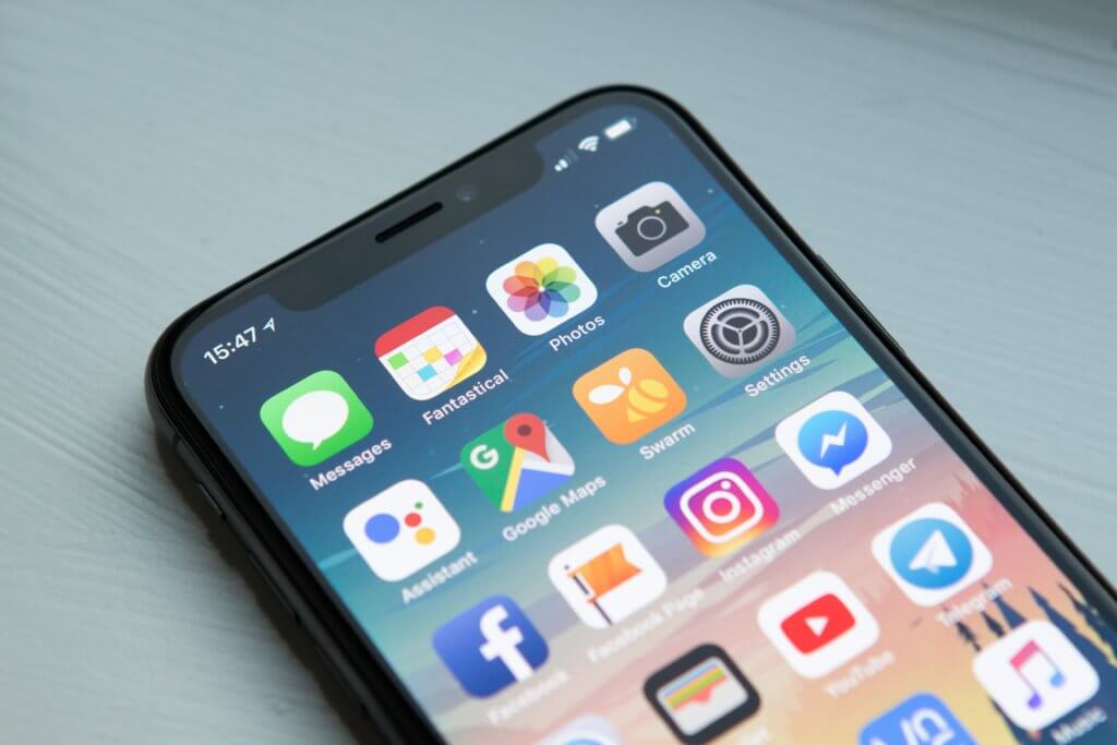 忘れがち！？スマホのSIMロック解除について